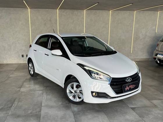 HYUNDAI HB20 1.6 PREMIUM 16V FLEX 4P AUTOMÁTICO
